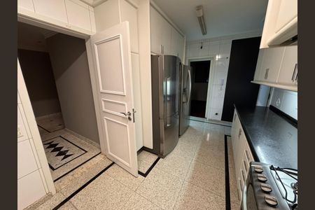 Apartamento à venda com 310m², 3 quartos e 4 vagas Apartamento à venda com 310m², 3 quartos e 4 vagasCozinha