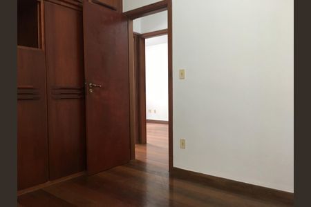 Quarto de apartamento à venda com 3 quartos, 240m² em Gutierrez, Belo Horizonte