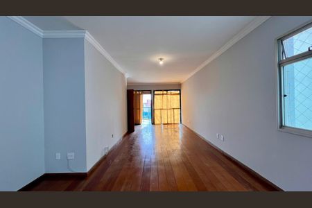 Apartamento à venda com 270m², 3 quartos e 2 vagasSala