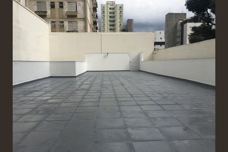 Apartamento à venda com 240m², 3 quartos e 2 vagas Apartamento à venda com 240m², 3 quartos e 2 vagasÁrea comum