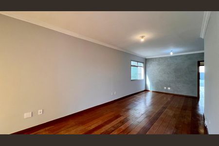Apartamento à venda com 3 quartos, 270m² em Gutierrez, Belo Horizonte