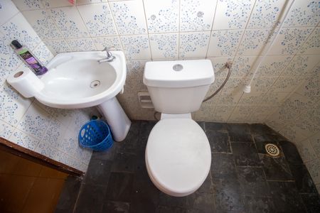 Apartamento à venda com 49m², 2 quartos e 1 vaga Apartamento à venda com 49m², 2 quartos e 1 vagaBanheiro Social