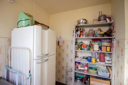 Apartamento à venda com 49m², 2 quartos e 1 vaga Apartamento à venda com 49m², 2 quartos e 1 vagaCozinha e Área de Serviço