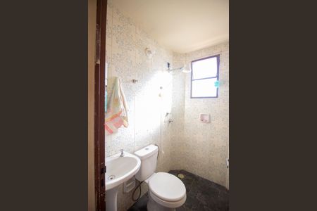 Apartamento à venda com 49m², 2 quartos e 1 vaga Apartamento à venda com 49m², 2 quartos e 1 vagaBanheiro Social