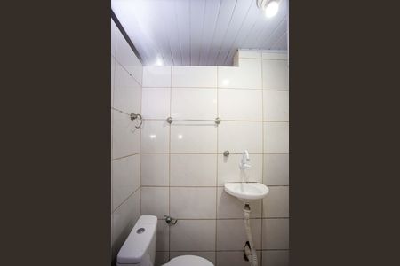 Banheiro de casa para alugar com 1 quarto, 45m² em Conceição, Diadema