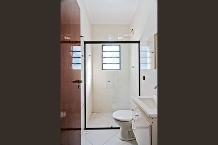 Casa para alugar com 125m², 3 quartos e 2 vagas Casa para alugar com 125m², 3 quartos e 2 vagasBanheiro