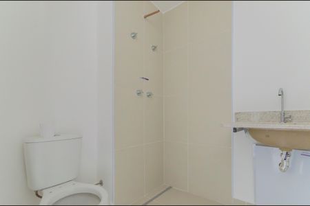 Studio à venda com 27m², 1 quarto e sem vaga Studio à venda com 27m², 1 quarto e sem vagaBanheiro Social