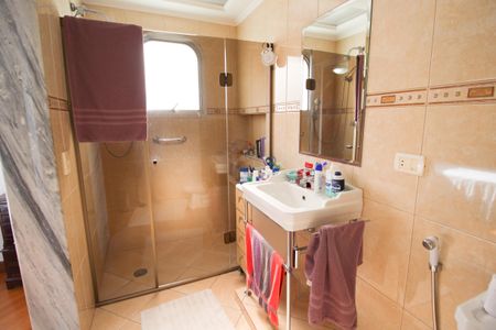 Apartamento para alugar com 262m², 3 quartos e 5 vagasBanheiro da Suíte 2