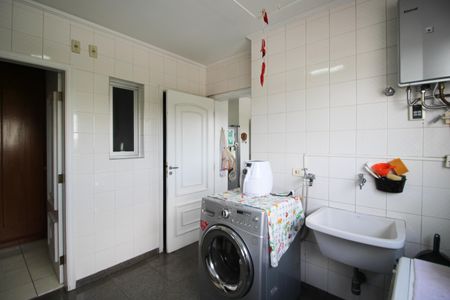 Apartamento para alugar com 262m², 3 quartos e 5 vagasÁrea de Serviço