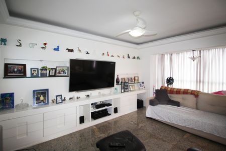 Apartamento para alugar com 262m², 3 quartos e 5 vagasSala de TV