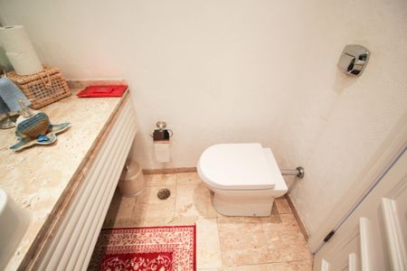 Apartamento para alugar com 262m², 3 quartos e 5 vagasLavabo