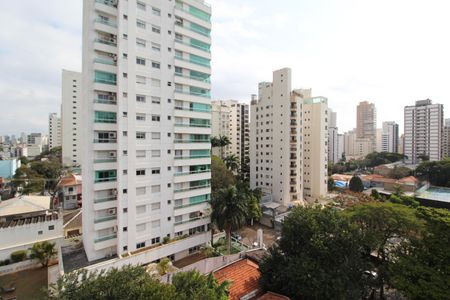 Apartamento para alugar com 262m², 3 quartos e 5 vagasVista