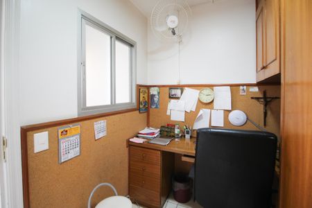 Apartamento para alugar com 262m², 3 quartos e 5 vagasQuarto de Serviço