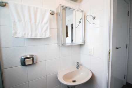 Apartamento para alugar com 262m², 3 quartos e 5 vagasBanheiro de serviço