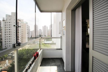 Apartamento para alugar com 262m², 3 quartos e 5 vagasVaranda da Suíte 1
