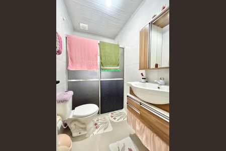 Casa à venda com 141m², 3 quartos e 2 vagasBanheiro