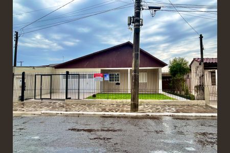 Casa à venda com 141m², 3 quartos e 2 vagasFachada