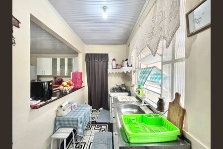 Casa à venda com 141m², 3 quartos e 2 vagasCozinha