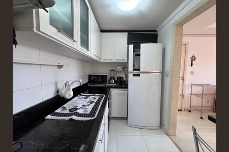 Apartamento à venda com 68m², 2 quartos e sem vaga Apartamento à venda com 68m², 2 quartos e sem vagaCozinha