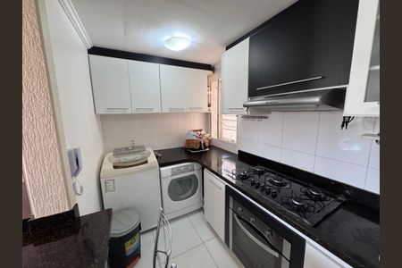 Apartamento à venda com 68m², 2 quartos e sem vaga Apartamento à venda com 68m², 2 quartos e sem vagaCozinha