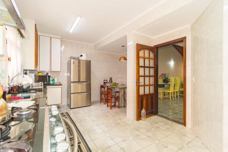 Casa para alugar com 195m², 4 quartos e 3 vagas Casa para alugar com 195m², 4 quartos e 3 vagasCozinha