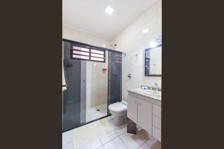 Casa para alugar com 195m², 4 quartos e 3 vagas Casa para alugar com 195m², 4 quartos e 3 vagasBanheiro - Suíte 1