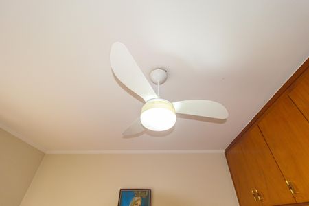 Casa para alugar com 195m², 4 quartos e 3 vagas Casa para alugar com 195m², 4 quartos e 3 vagasDetalhe - Suíte 1