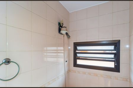 Casa para alugar com 195m², 4 quartos e 3 vagas Casa para alugar com 195m², 4 quartos e 3 vagasBanheiro de Serviço