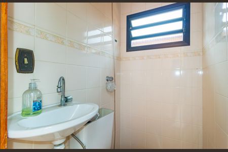 Casa para alugar com 195m², 4 quartos e 3 vagas Casa para alugar com 195m², 4 quartos e 3 vagasBanheiro de Serviço