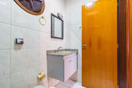 Casa para alugar com 195m², 4 quartos e 3 vagas Casa para alugar com 195m², 4 quartos e 3 vagasBanheiro - Suíte 2