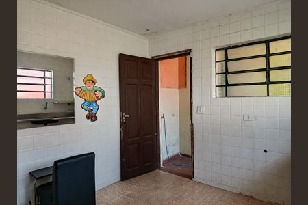 Casa para alugar com 280m², 3 quartos e 1 vagaCozinha