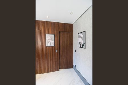 Apartamento para alugar com 130m², 2 quartos e 2 vagasCorredor