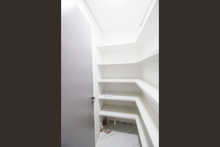 Apartamento para alugar com 130m², 2 quartos e 2 vagasDespensa