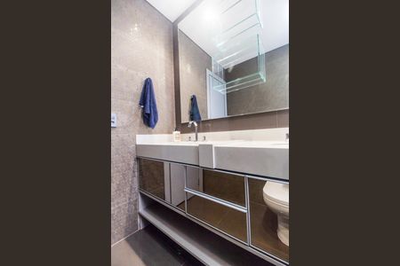 Apartamento para alugar com 130m², 2 quartos e 2 vagasBanheiro da Suíte 1