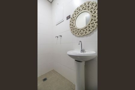 Apartamento para alugar com 130m², 2 quartos e 2 vagasBanheiro de serviço