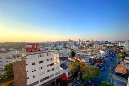 Apartamento para alugar com 96m², 3 quartos e 2 vagas Apartamento para alugar com 96m², 3 quartos e 2 vagasVista do Quarto 2