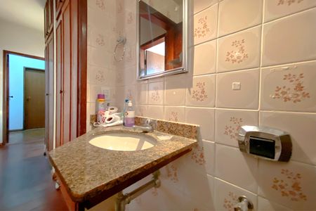 Apartamento para alugar com 96m², 3 quartos e 2 vagas Apartamento para alugar com 96m², 3 quartos e 2 vagasBanheiro da Suíte