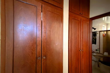 Corredor de apartamento para alugar com 3 quartos, 96m² em Santa Ines, Belo Horizonte