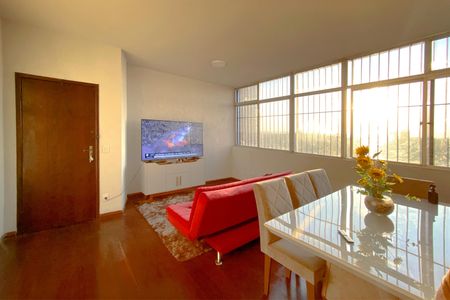 Sala de apartamento para alugar com 3 quartos, 96m² em Santa Ines, Belo Horizonte