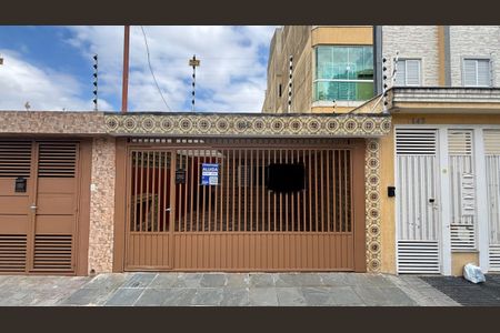 Fachada de casa para alugar com 2 quartos, 150m² em Vila Camilópolis, Santo André
