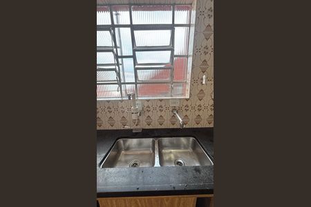 Cozinha de casa para alugar com 2 quartos, 150m² em Vila Camilópolis, Santo André