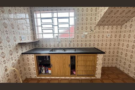 Cozinha de casa para alugar com 2 quartos, 150m² em Vila Camilópolis, Santo André
