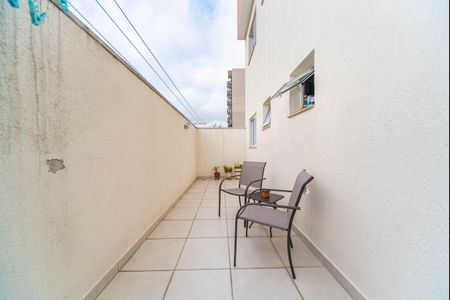 Apartamento à venda com 64m², 2 quartos e 1 vagaVaranda do Quarto 2