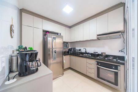 Apartamento à venda com 64m², 2 quartos e 1 vagaCozinha