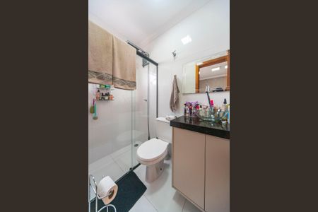 Apartamento à venda com 64m², 2 quartos e 1 vagaBanheiro do Quarto 2