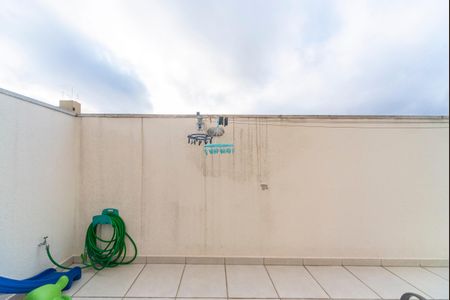 Apartamento à venda com 64m², 2 quartos e 1 vagaVaranda do Quarto 2