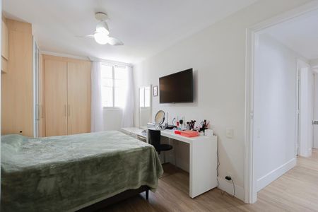Apartamento à venda com 130m², 3 quartos e 2 vagasSuíte