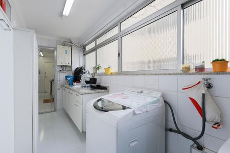 Apartamento à venda com 130m², 3 quartos e 2 vagasÁrea de serviço