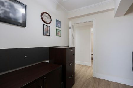 Apartamento à venda com 130m², 3 quartos e 2 vagasEscritório