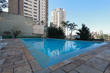 Apartamento à venda com 130m², 3 quartos e 2 vagasÁrea comum - Piscina